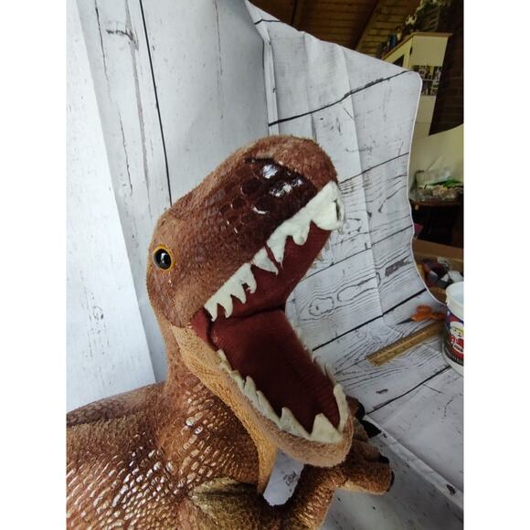 Wild Republic~17 Inch Velociraptor Plush Dinosaur~Stuffed Toy Animal - Picture 3 of 11